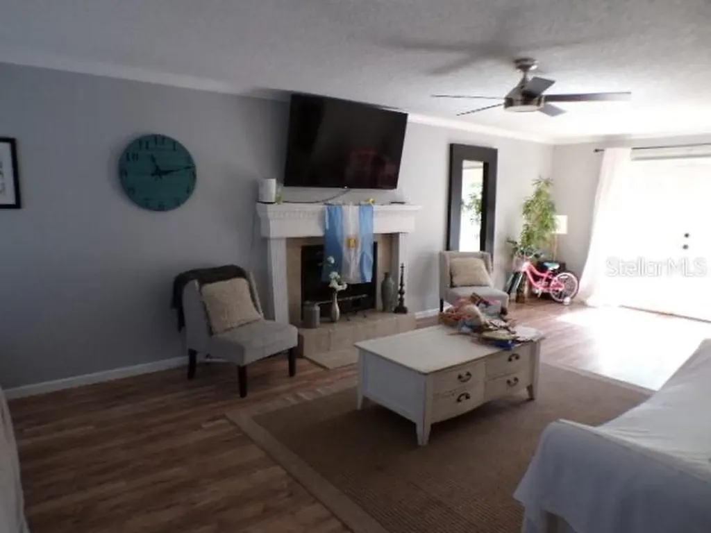 5766 Forester Pine Court Sarasota FL 34243