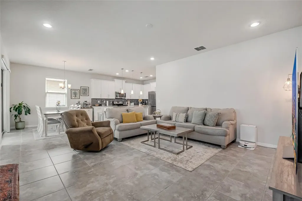 2495 Rapollo Drive Kissimmee FL 34741