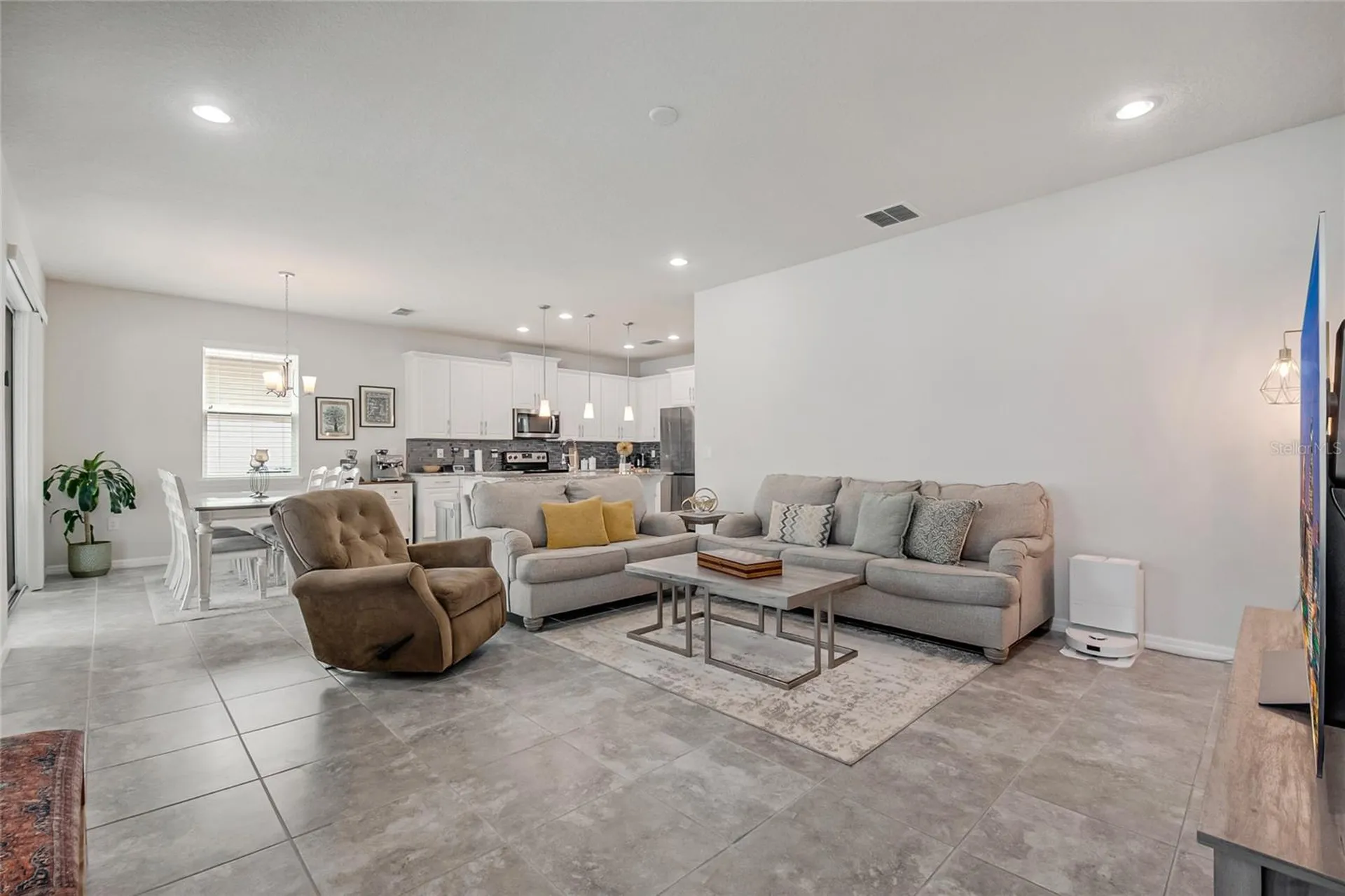 2495 Rapollo Drive Kissimmee FL 34741