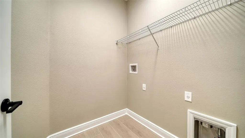 2324 Blue Mahoe Lane Sarasota FL 34240