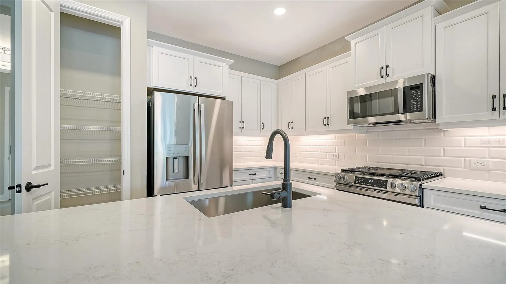 2324 Blue Mahoe Lane Sarasota FL 34240