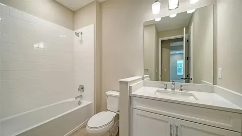 2324 Blue Mahoe Lane Sarasota FL 34240