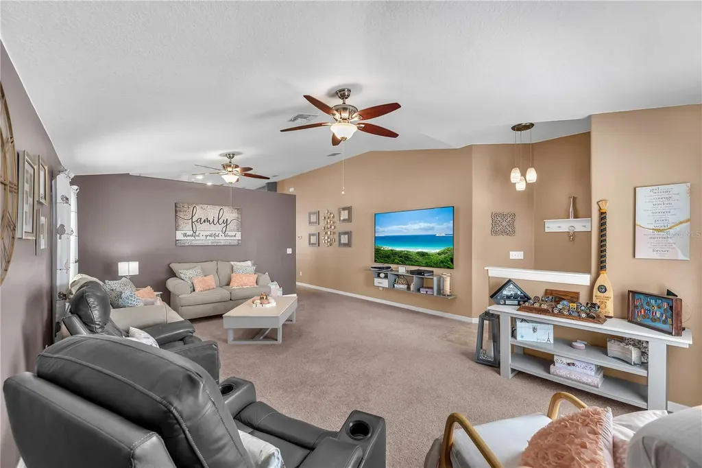 10904 Rainbow Pyrite Drive Wimauma FL 33598