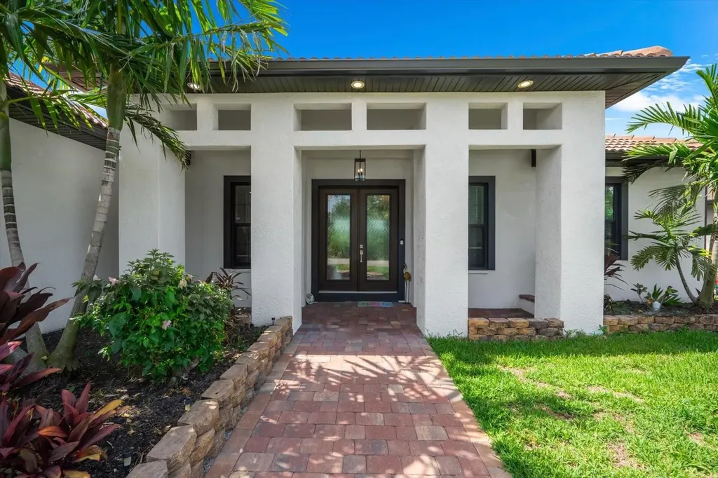 15504 Hennipen Circle Port Charlotte FL 33981