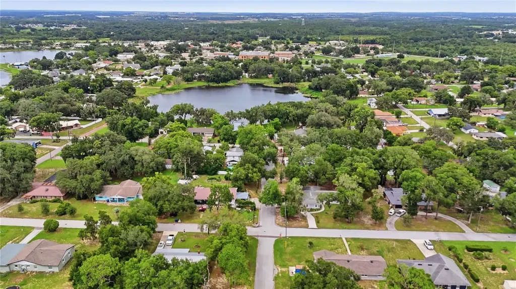 314 E Sunset Street Groveland FL 34736