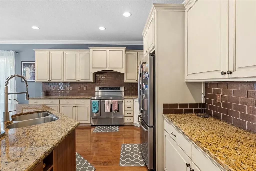 3317 W Leona Street Tampa FL 33629