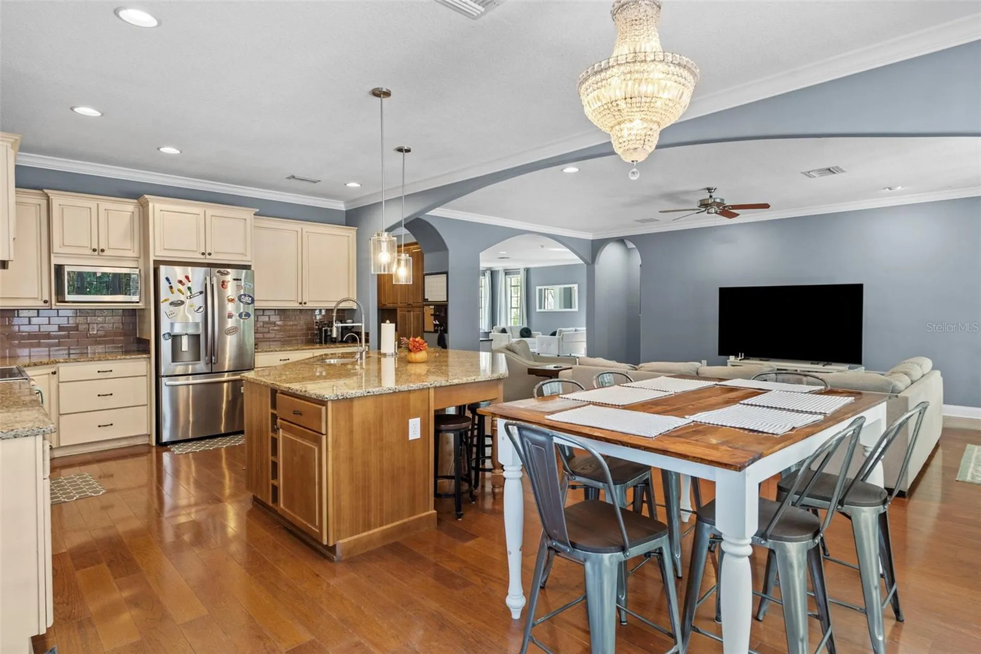 3317 W Leona Street Tampa FL 33629