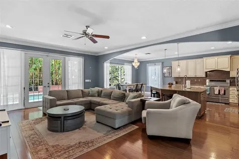 3317 W Leona Street Tampa FL 33629