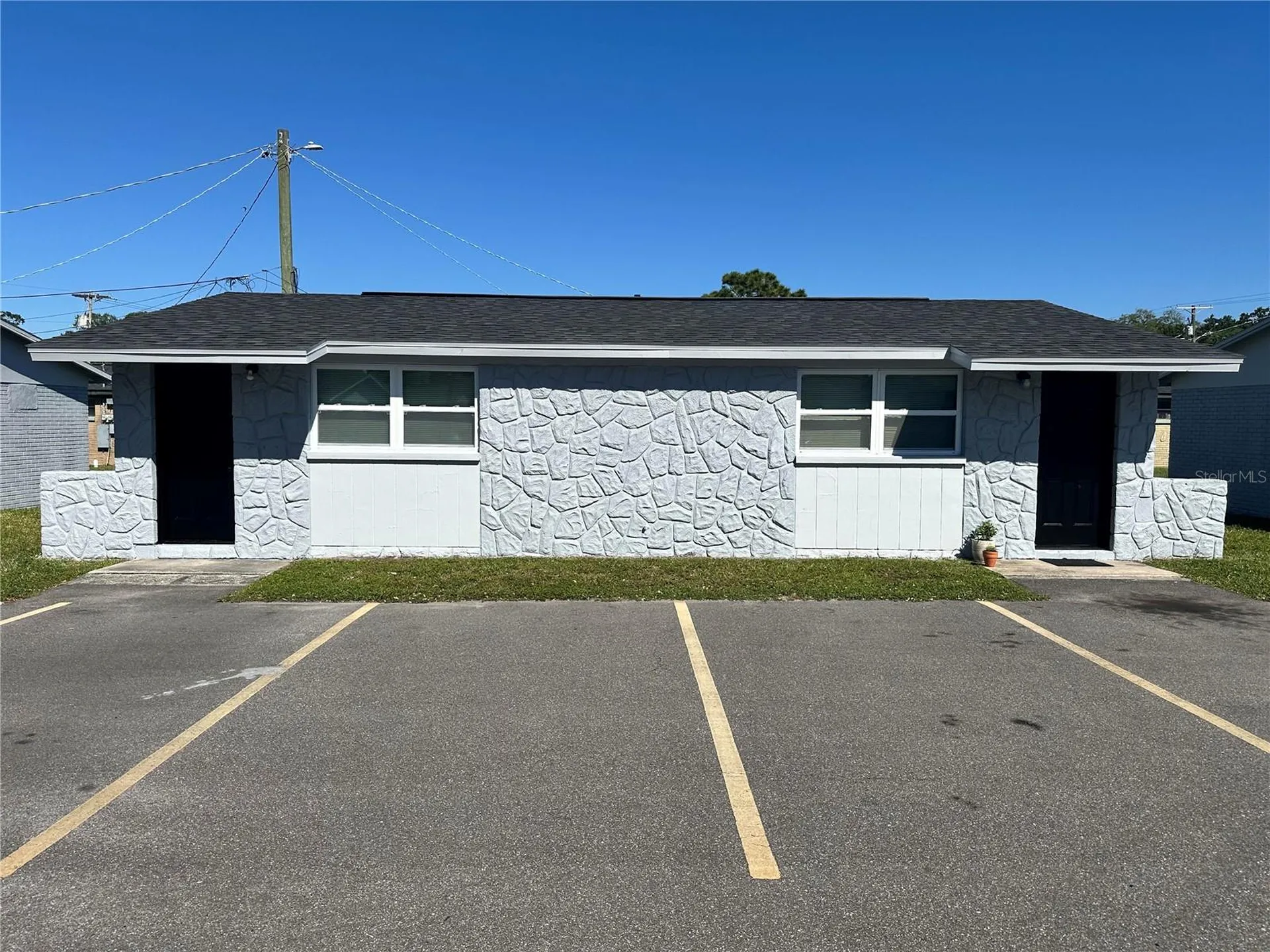 1104 E 140th Avenue Tampa FL 33613