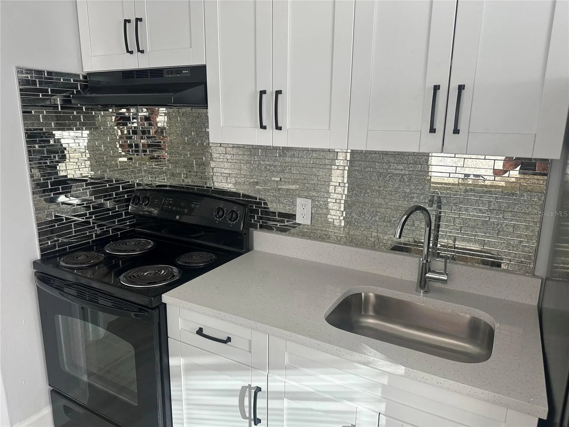 1104 E 140th Avenue Tampa FL 33613