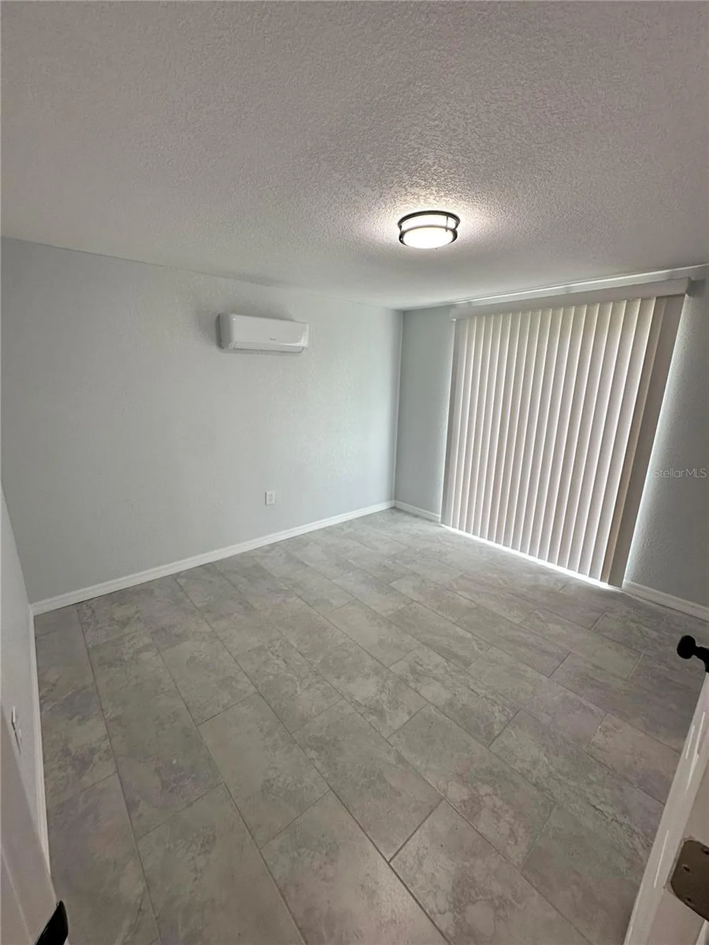 1104 E 140th Avenue Tampa FL 33613