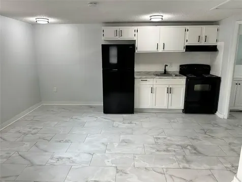 1104 E 140th Avenue Tampa FL 33613