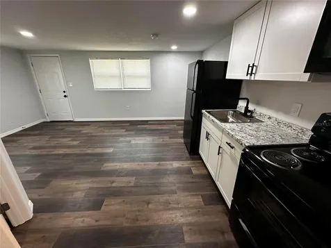 1104 E 140th Avenue Tampa FL 33613