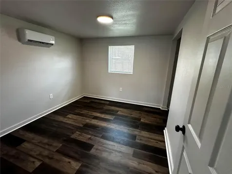 1104 E 140th Avenue Tampa FL 33613