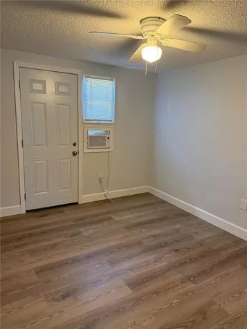 1104 E 140th Avenue Tampa FL 33613