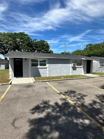1104 E 140th Avenue Tampa FL 33613