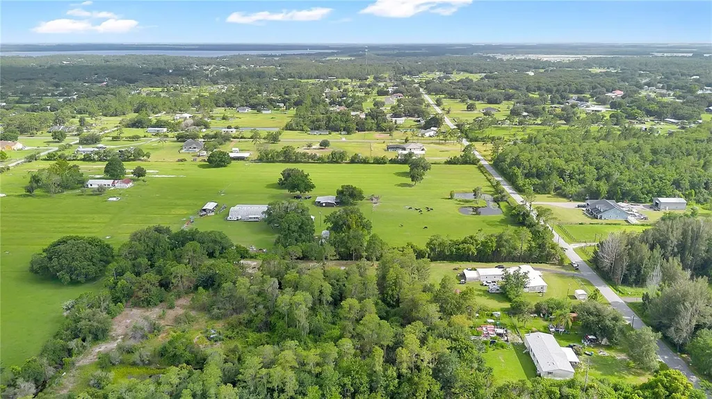 3925 Kaiser Avenue St Cloud FL 34772