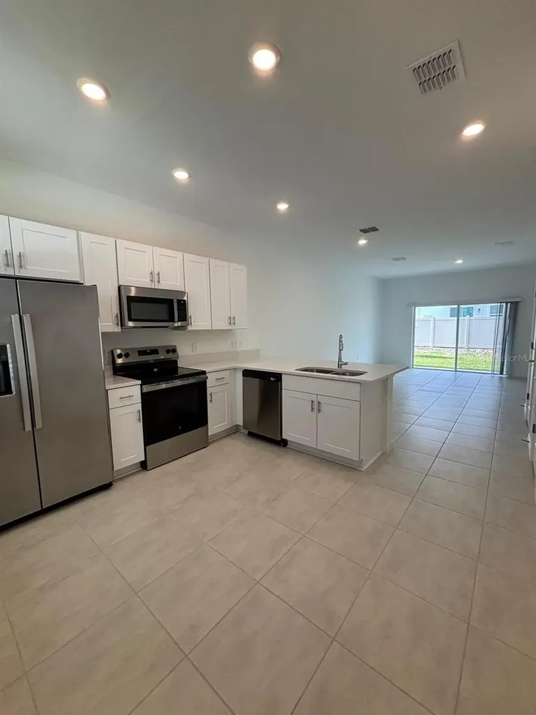 3120 Skyline Loop Kissimmee FL 34758