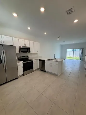 3120 Skyline Loop Kissimmee FL 34758