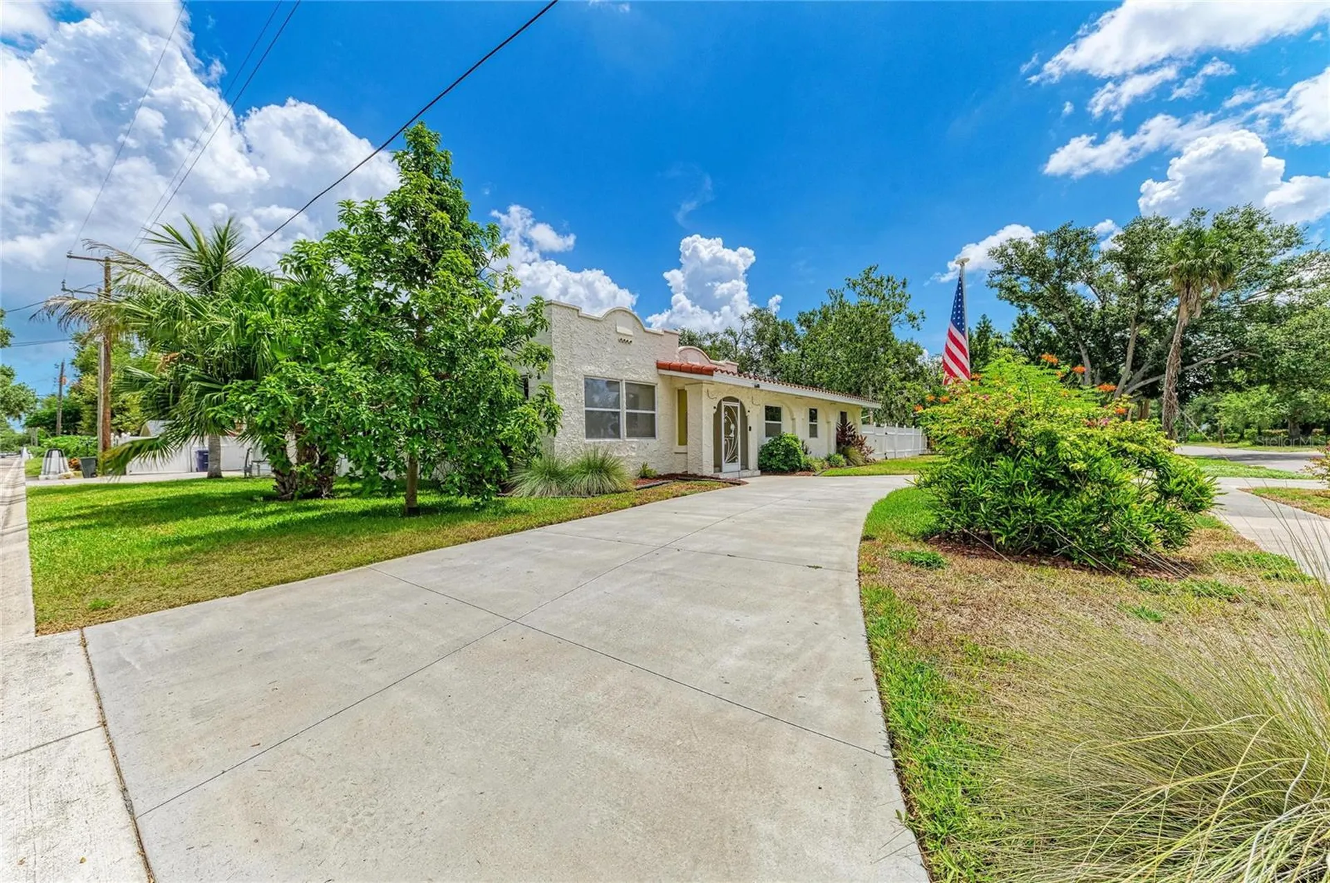 1712 4th Street W Palmetto FL 34221