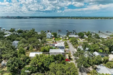 1712 4th Street W Palmetto FL 34221