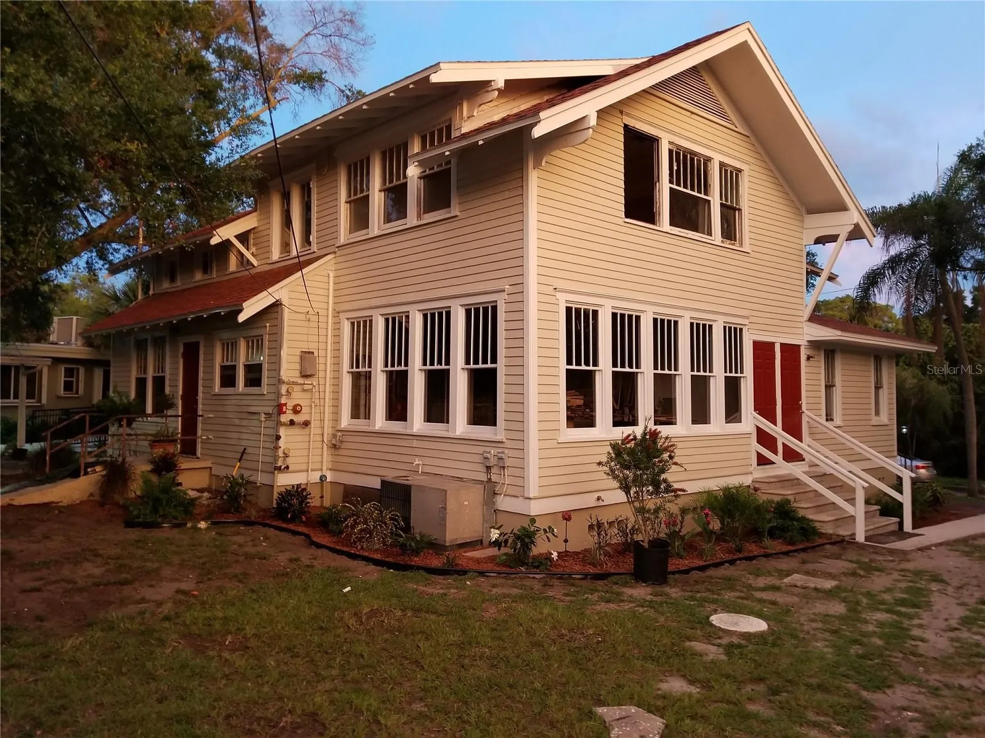 835 7th Avenue S St Petersburg FL 33701