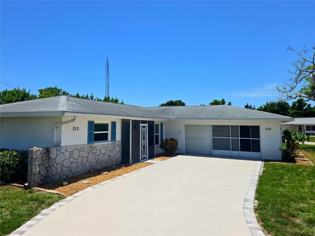 352 Pine Tree Road Venice FL 34293