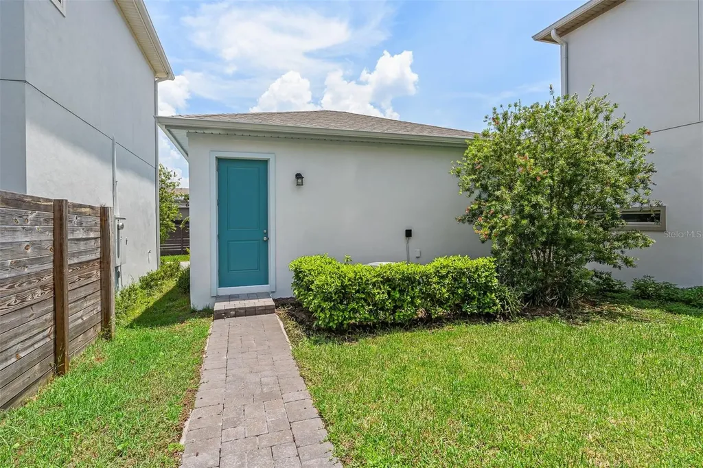 10129 Pearson Avenue Orlando FL 32827
