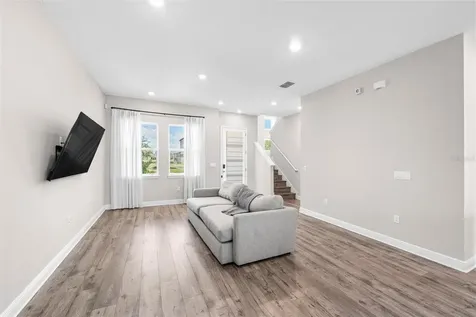 10129 Pearson Avenue Orlando FL 32827