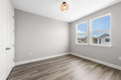 10129 Pearson Avenue Orlando FL 32827
