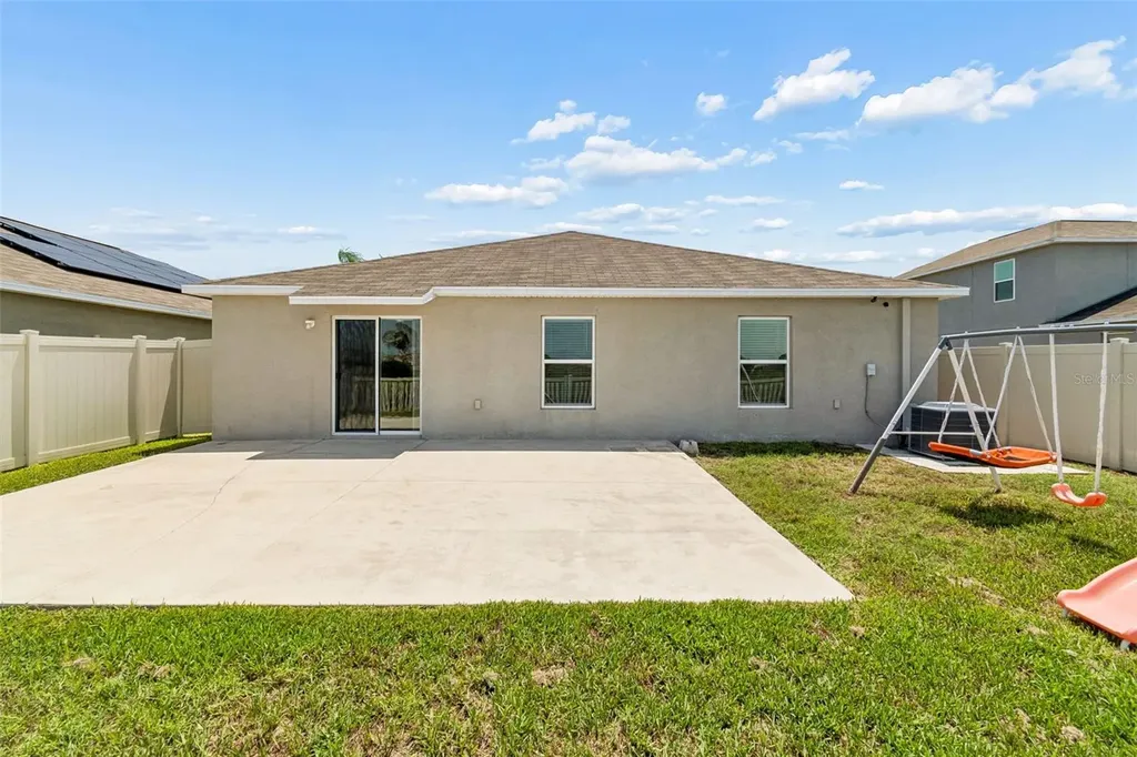 928 Zone Tailed Hawk Place Ruskin FL 33570