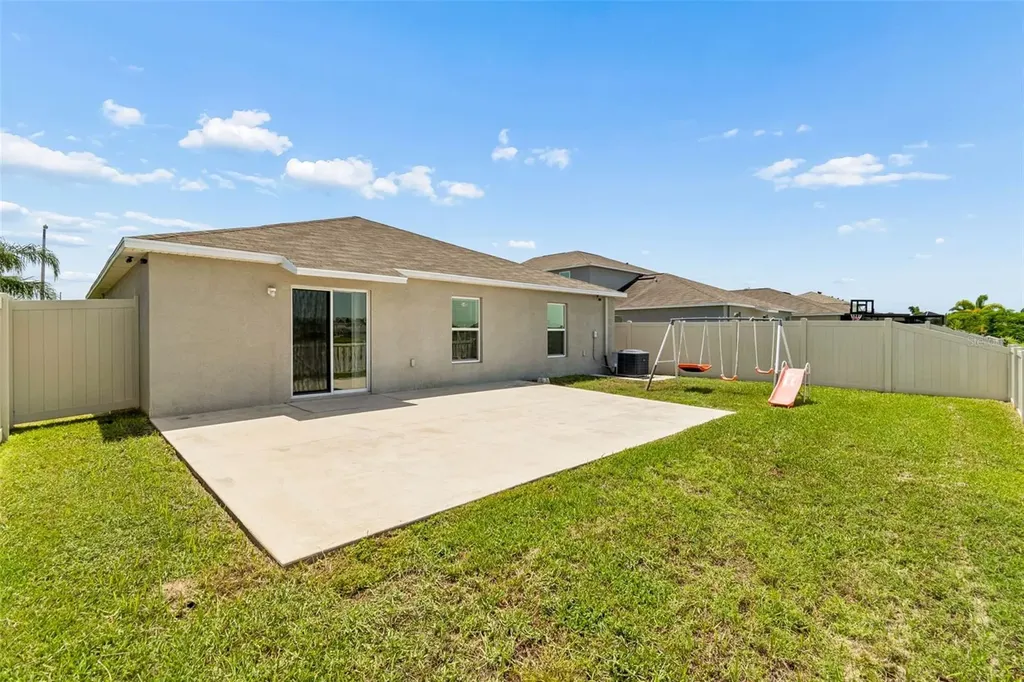 928 Zone Tailed Hawk Place Ruskin FL 33570