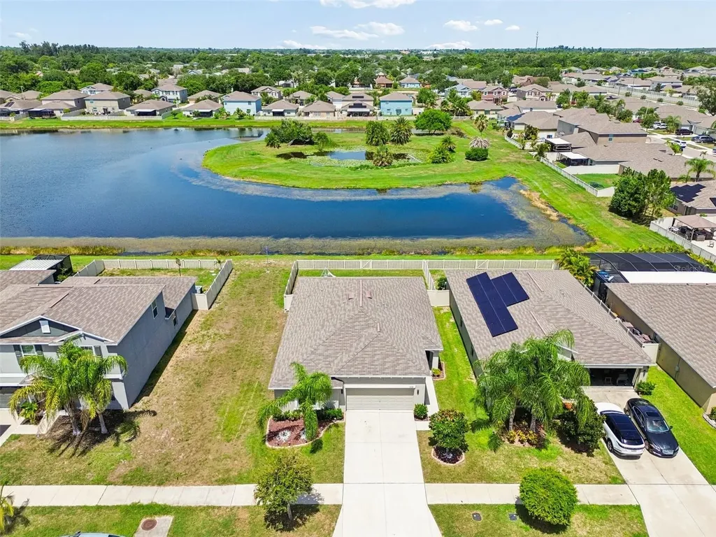 928 Zone Tailed Hawk Place Ruskin FL 33570