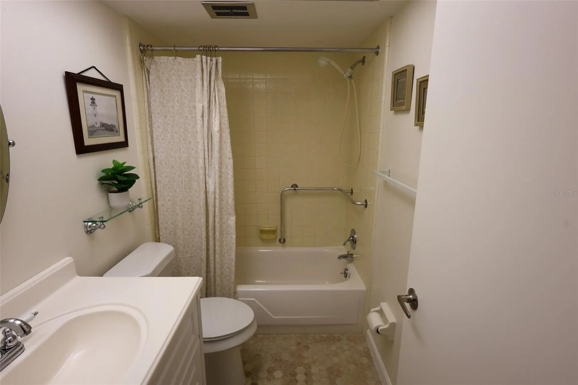 1235 S Highland Avenue Clearwater FL 33756