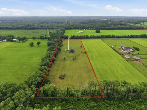 18711 NW 138th Avenue Alachua FL 32615