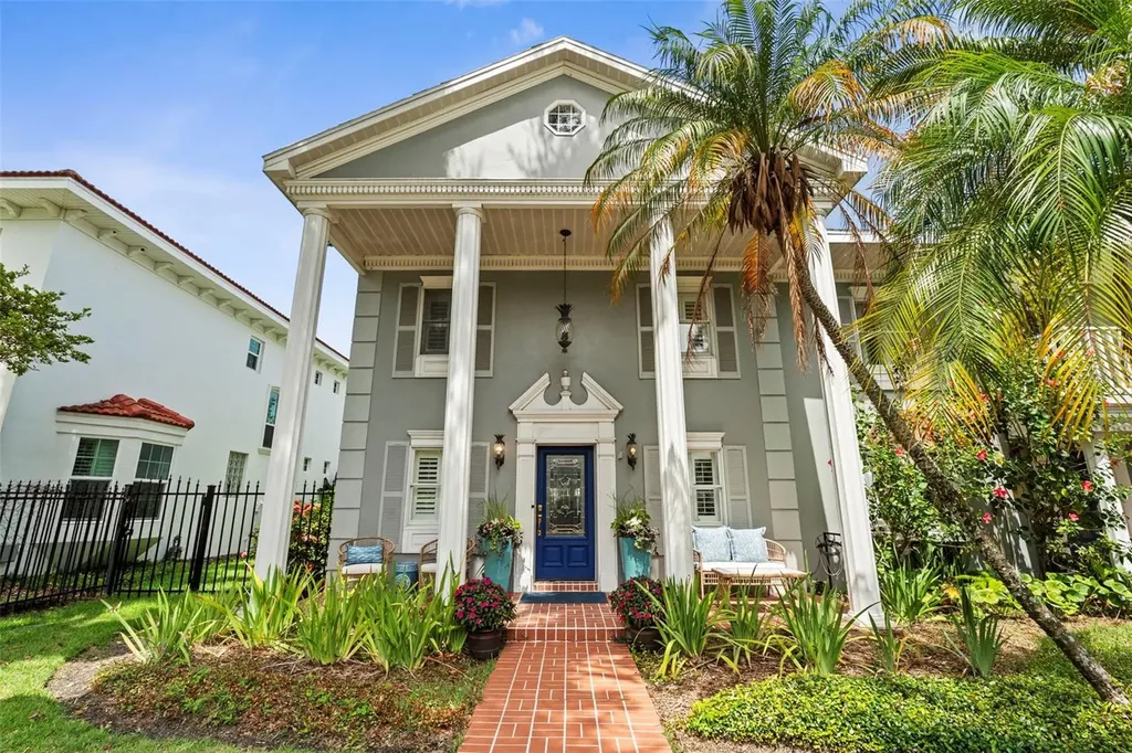 5013 S Elberon Street Tampa FL 33611