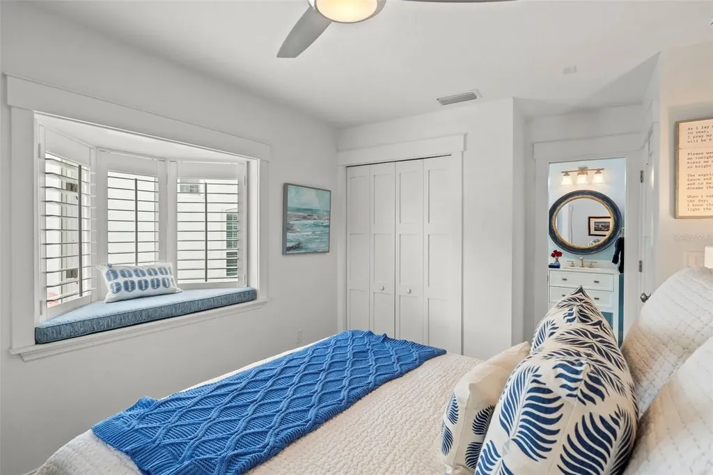 5013 S Elberon Street Tampa FL 33611