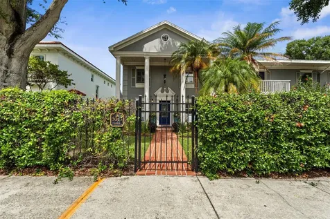 5013 S Elberon Street Tampa FL 33611