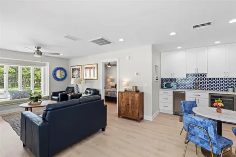 5013 S Elberon Street Tampa FL 33611