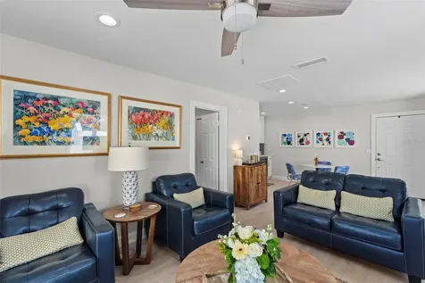 5013 S Elberon Street Tampa FL 33611