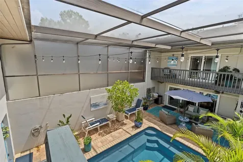5013 S Elberon Street Tampa FL 33611