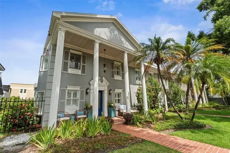 5013 S Elberon Street Tampa FL 33611