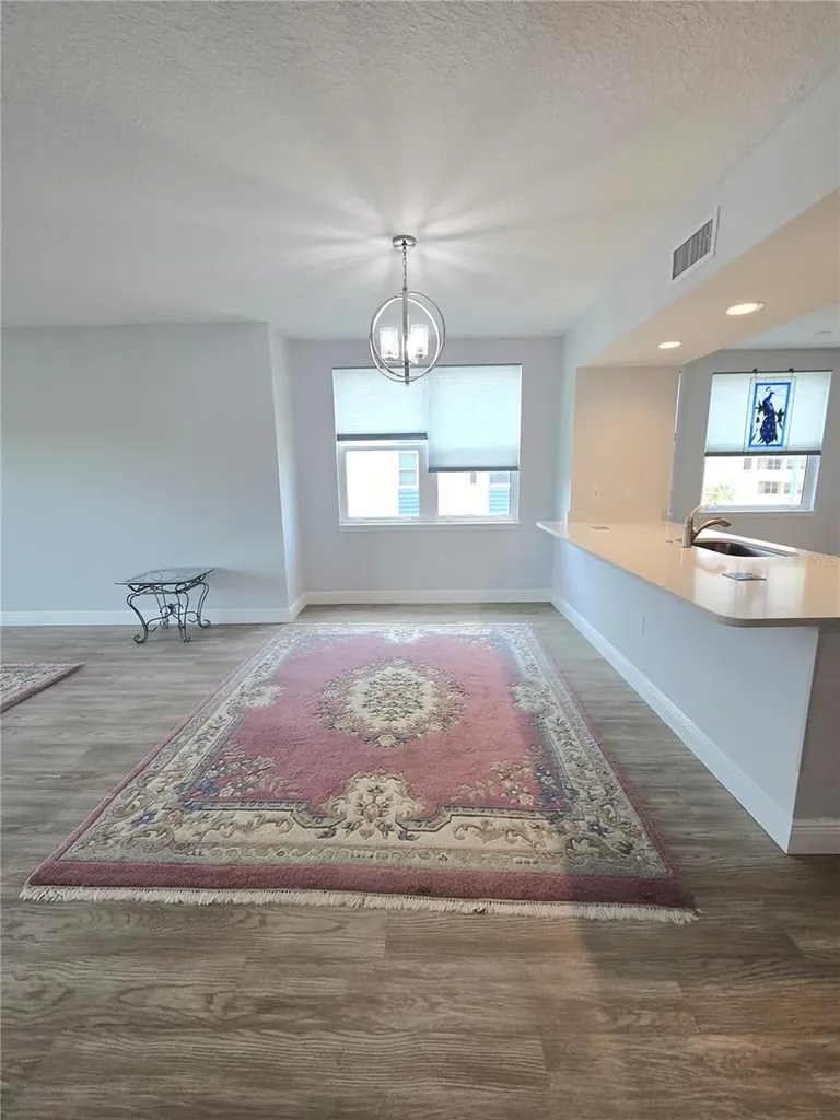 960 Starkey Road Largo FL 33771
