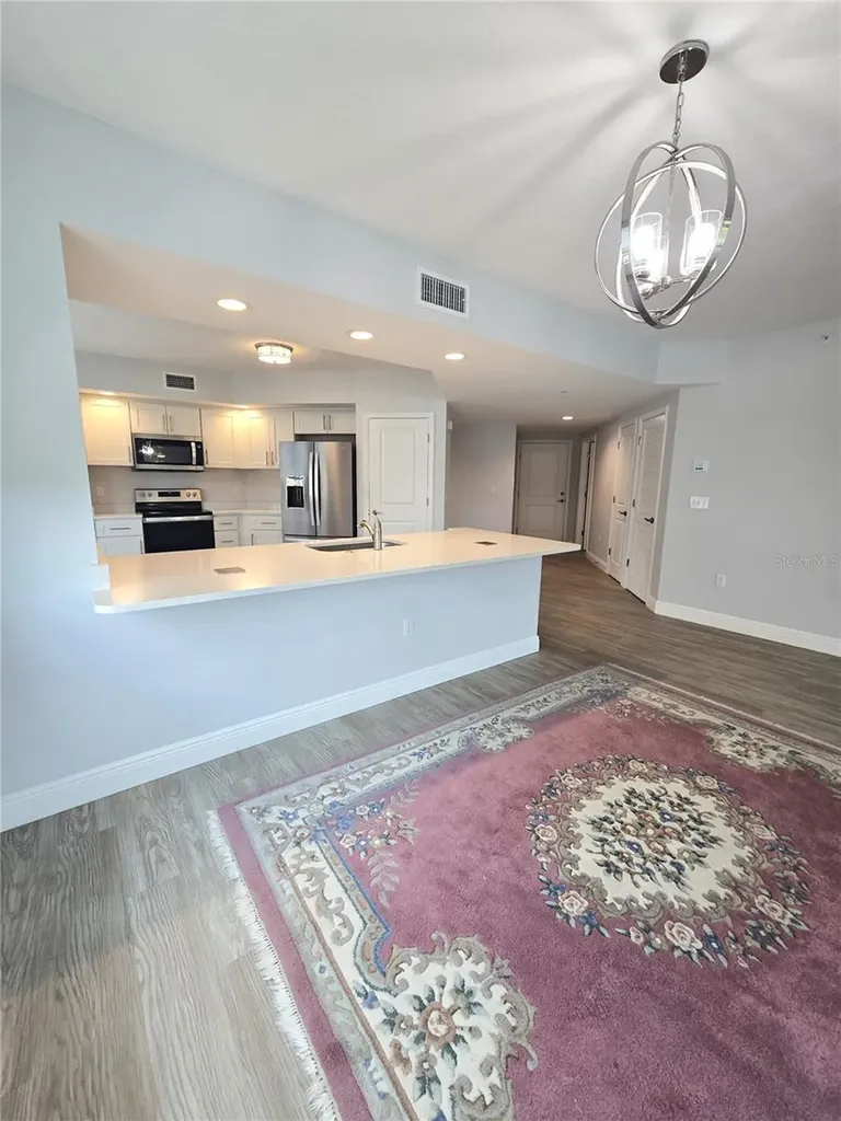 960 Starkey Road Largo FL 33771