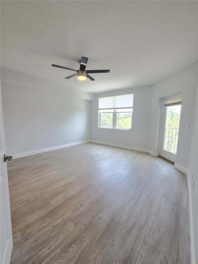 960 Starkey Road Largo FL 33771