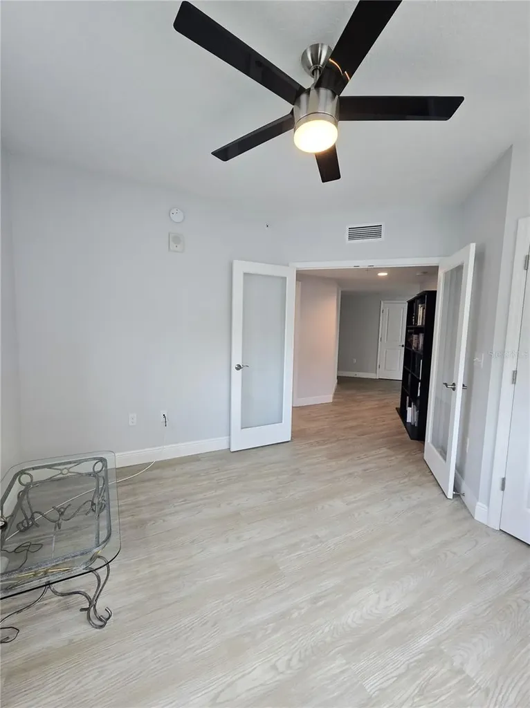 960 Starkey Road Largo FL 33771