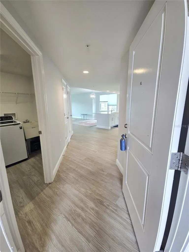 960 Starkey Road Largo FL 33771
