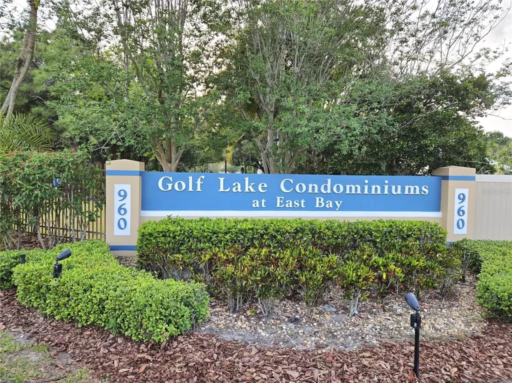960 Starkey Road Largo FL 33771