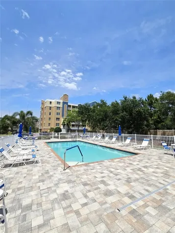 960 Starkey Road Largo FL 33771