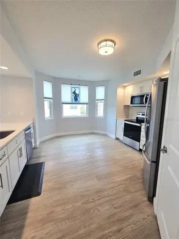 960 Starkey Road Largo FL 33771